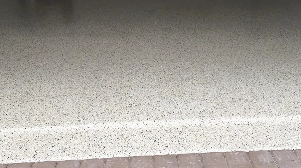 Light tan flake garage floor